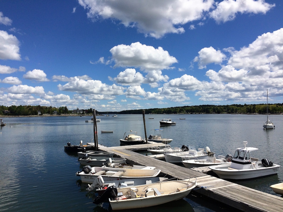 Lobsterman 's Lodge - Working Waterfront Marina ！