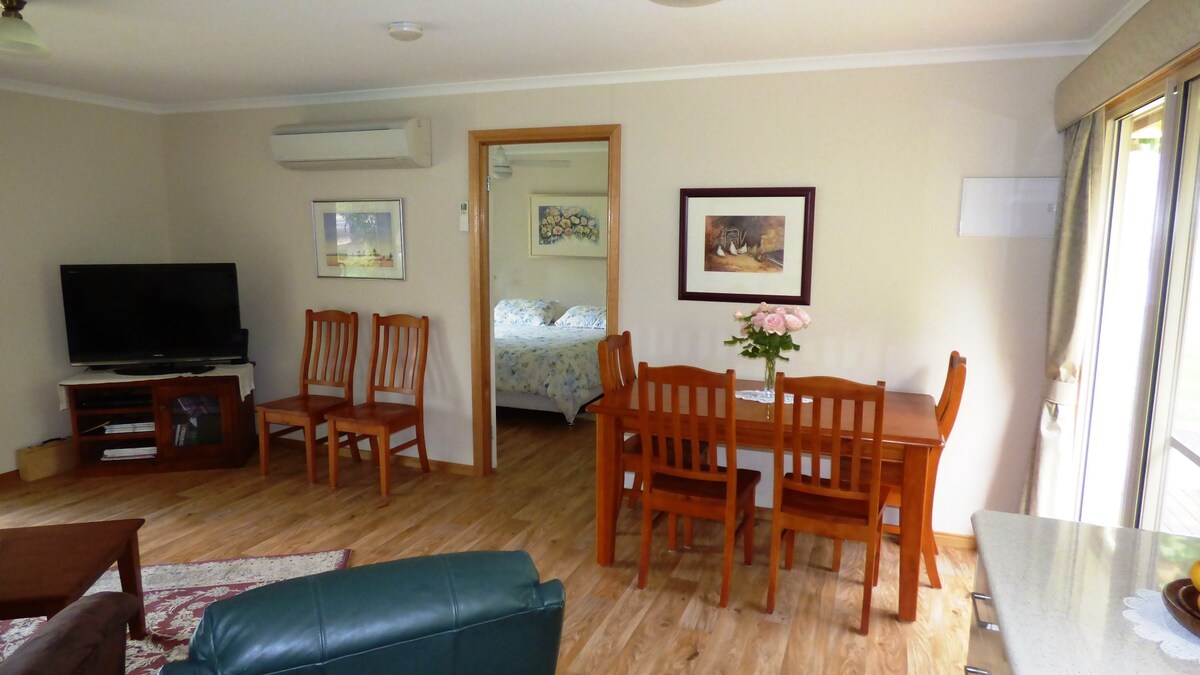 Camawald Cottage B&B, Coonawarra - Penola