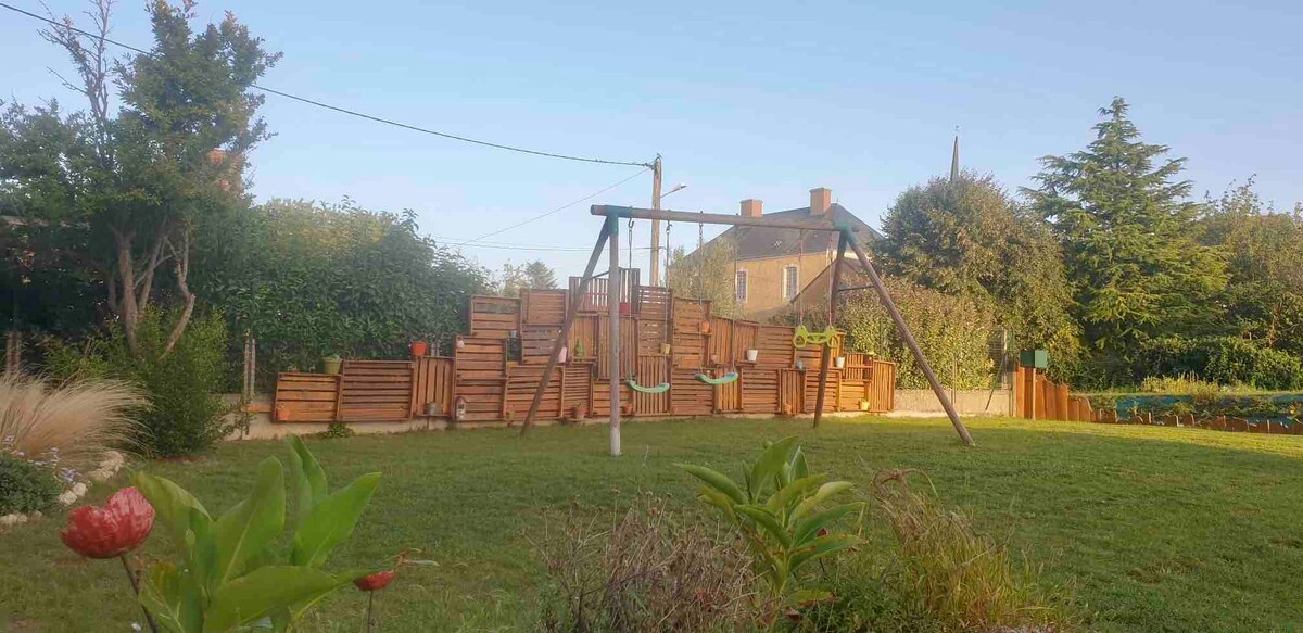 Grand gîte avec sauna à la campagne 15 mn du Mans