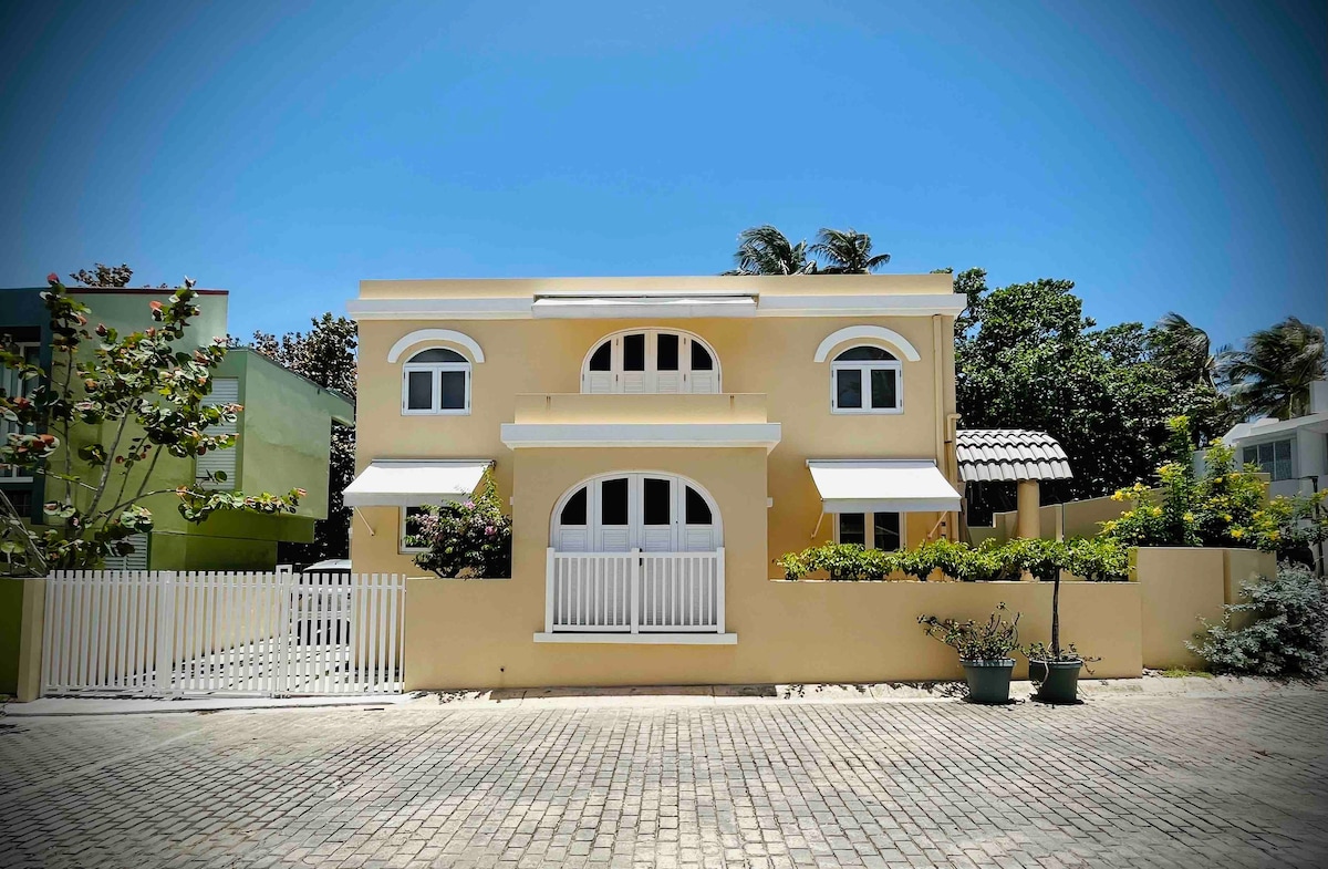 Dorado/Breñas Estates的Great Beach House