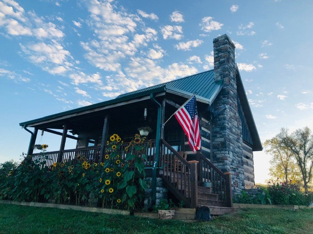 Quittin 'Time - Country Cabin at Hickory Holler