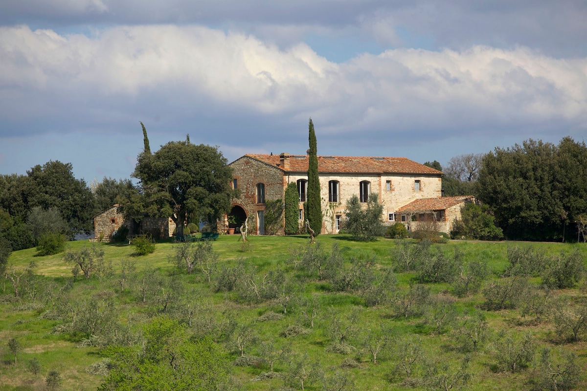 Characteristic Luxury Villa in Maremma