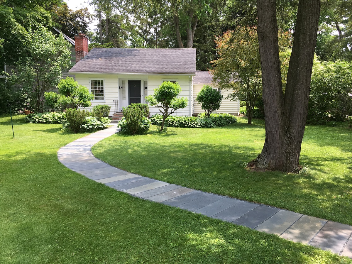 The Cottage on Sylvester Street