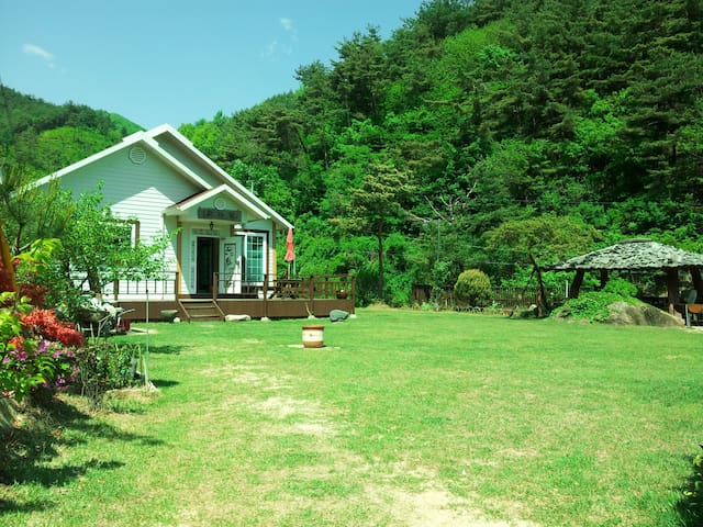 Geumseo-myeon, Sancheong-gun的民宿