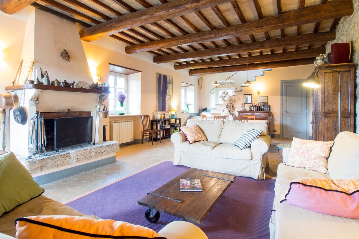Montecchio Umbria舒适的乡村住宅