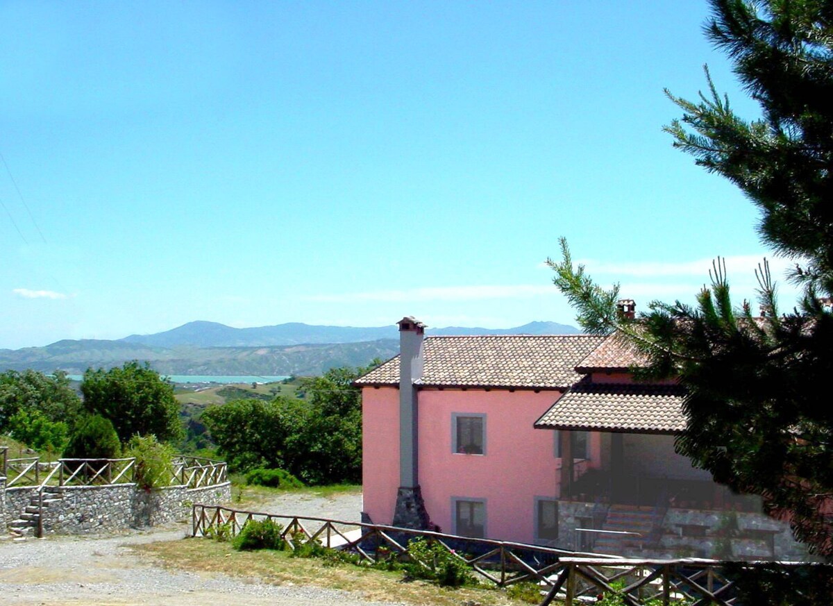 波利诺公园（ Pollino Park ）的宁静和放松体验