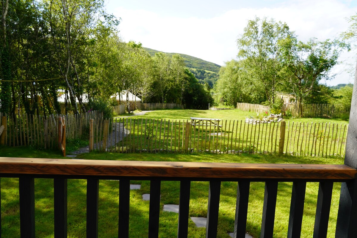 牧羊人小屋，设有私人热水浴缸和花园。