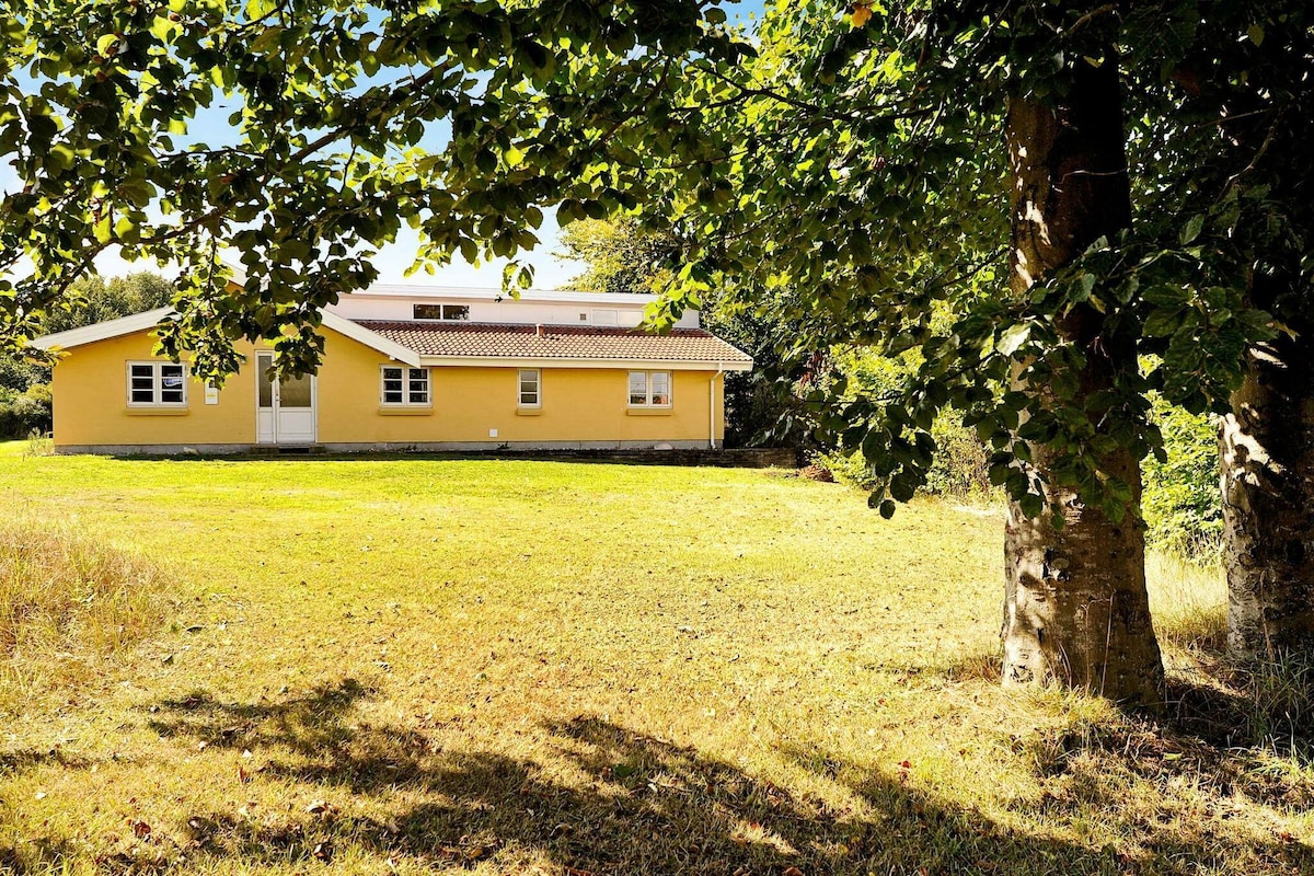 10 person holiday home in børkop