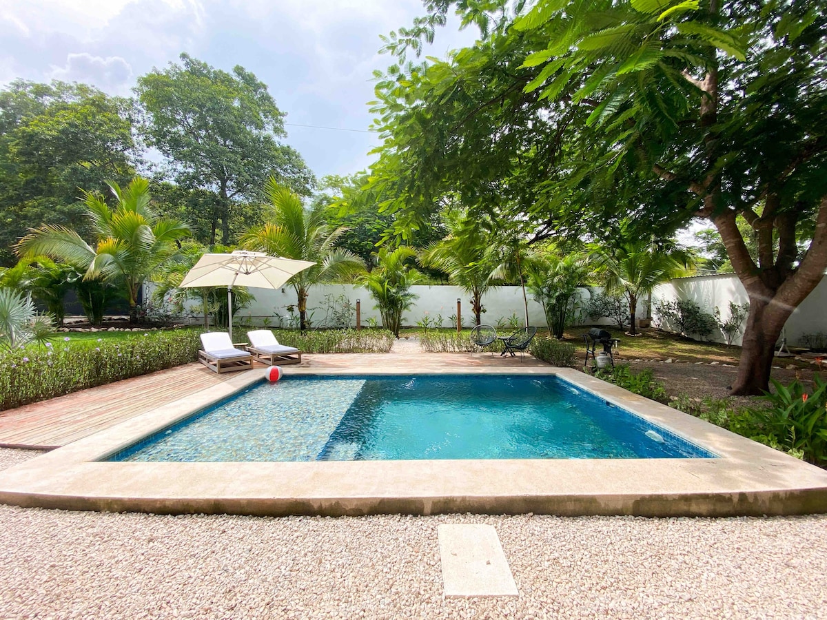Villa Maj-绿色葡萄小屋，距离Tamarindo 15分钟路程