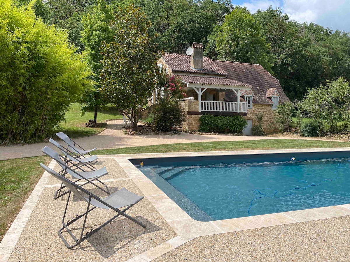 Gîte avec piscine "Les Peyrières" Autoire