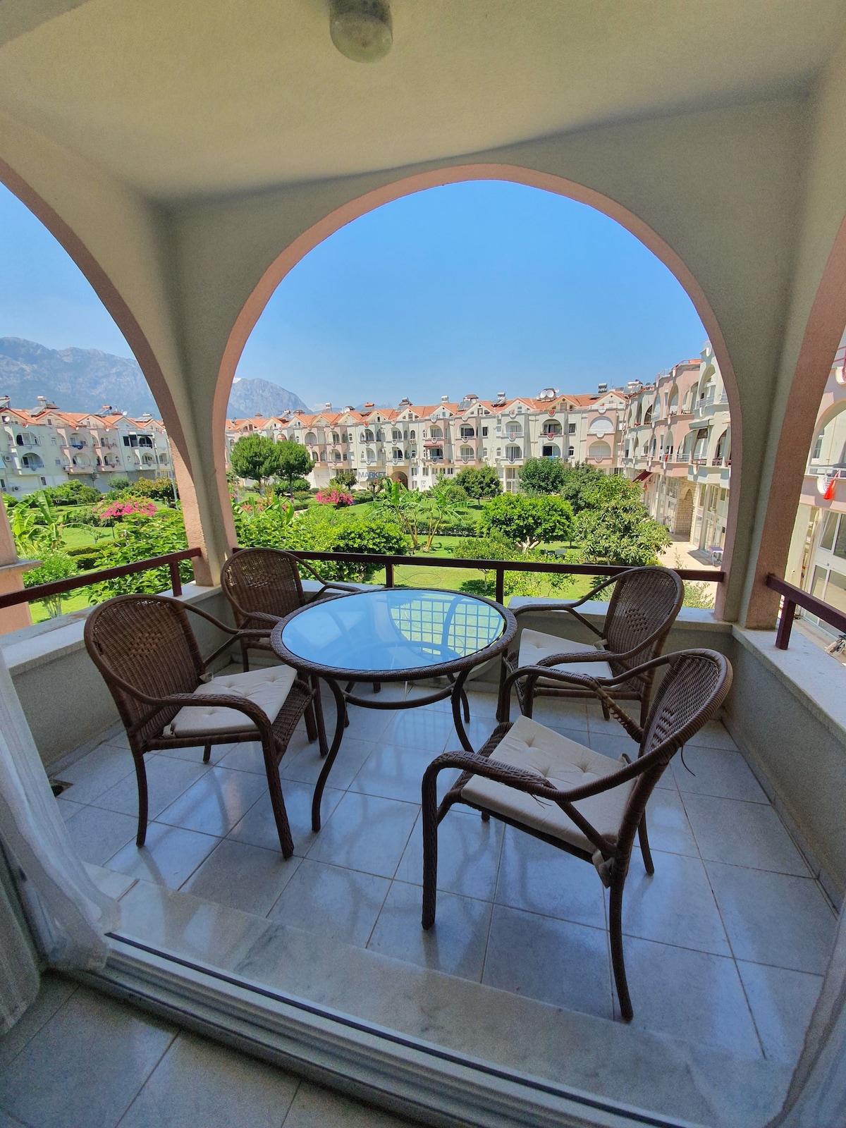 Central, peaceful, cozy Kemer Apart