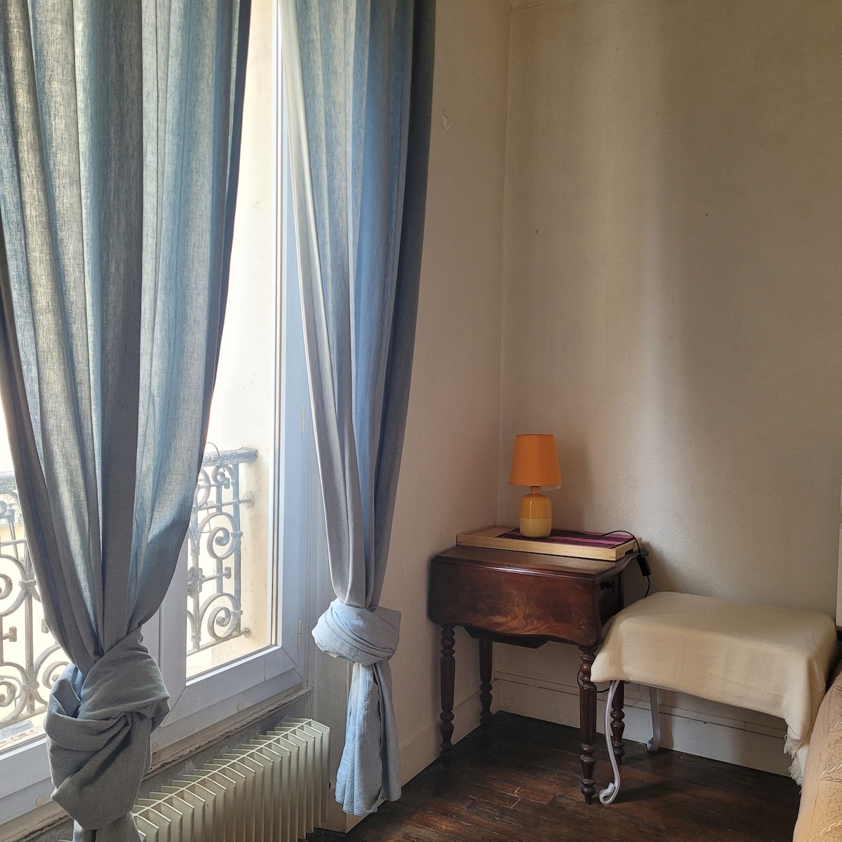 Classic Parisian apartment at Latin Quarter
