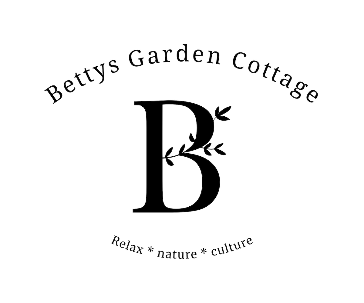 Betty's Garden Cottage