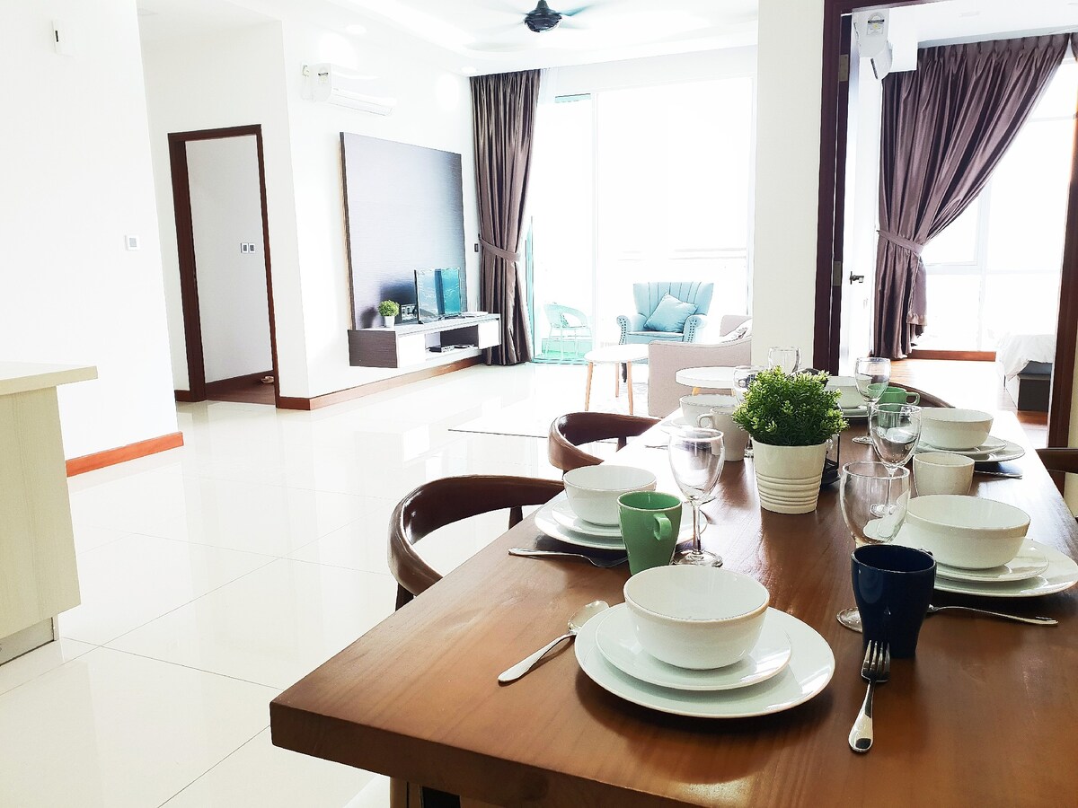 Paragon suites@CIQ JB-SG 4 BR with Bathtub 豪华舒适公寓