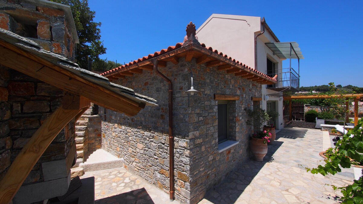 Alonissos岛上的Paparouna豪华别墅