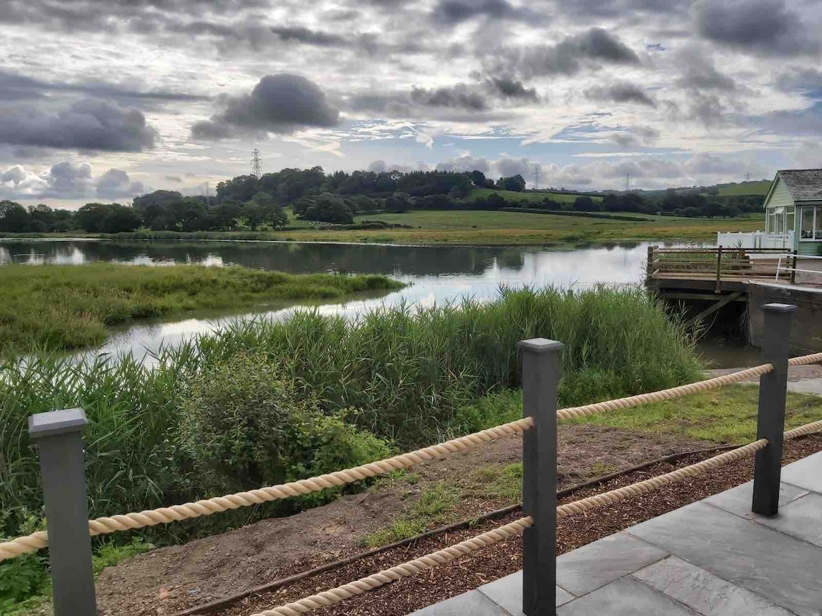 The Boathouse Carmarthen West Wales Riverside