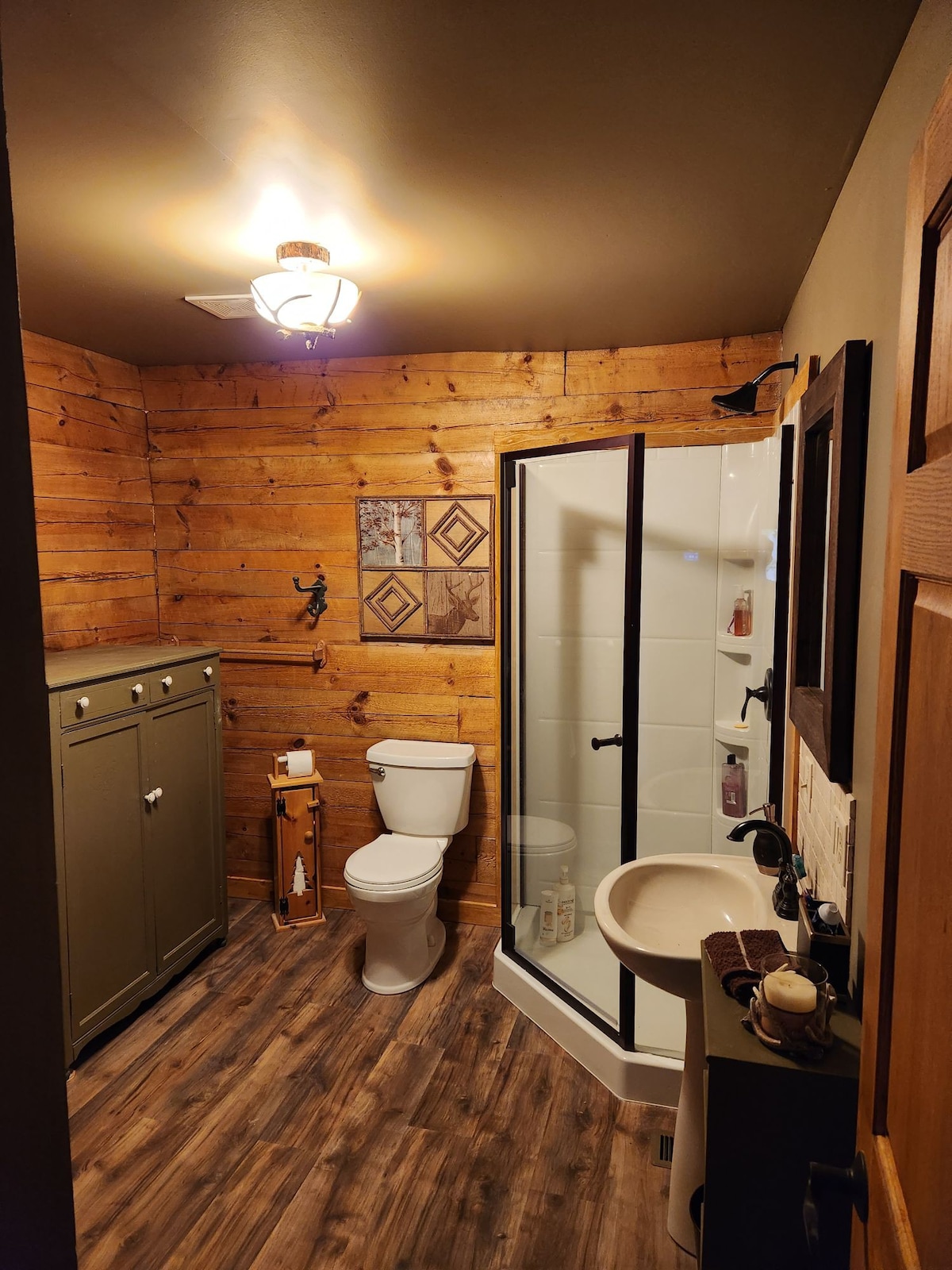 位于威斯康星州幸运的僻静乡村宝石：非常舒适的小木屋！