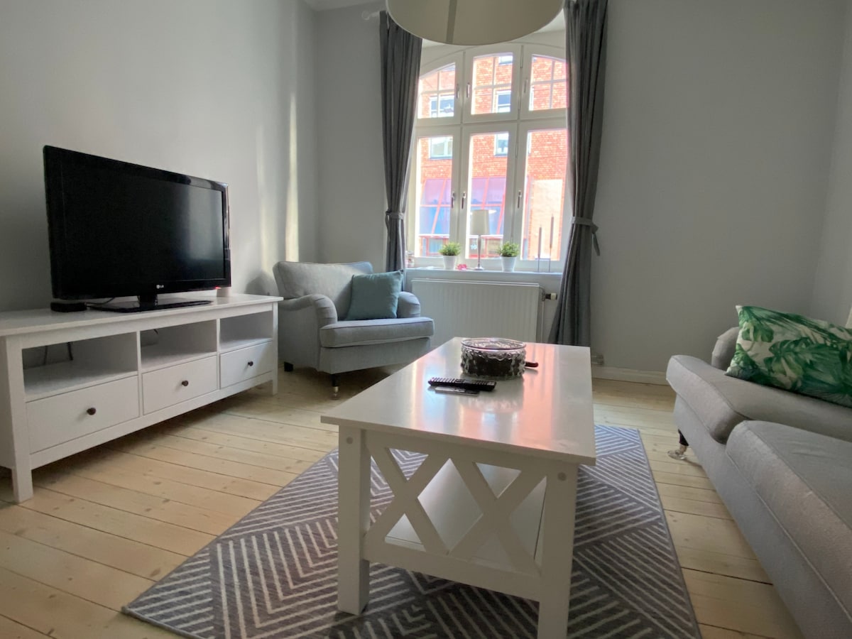 家具齐全，装修公寓， Norrköping