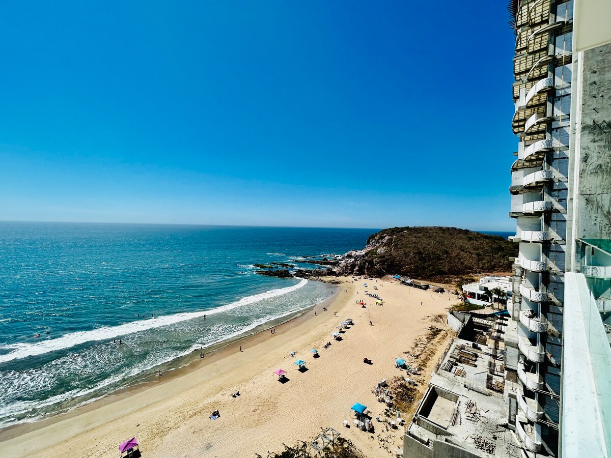 Exclusividad y lujo frente al mar: Playa Brujas