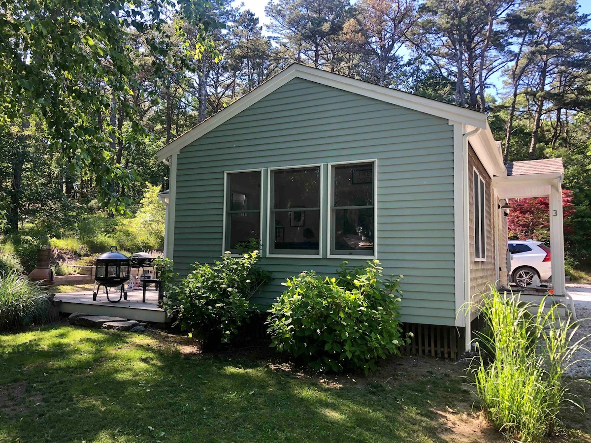 Cassick Valley Cottage
- Minutes to Lecount Hollow