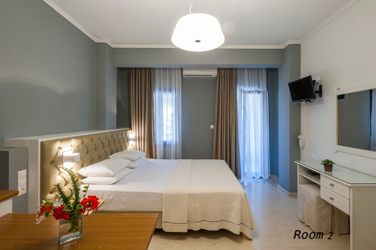 Hotel Oriana - Adults Only - Room 6 - Hill View