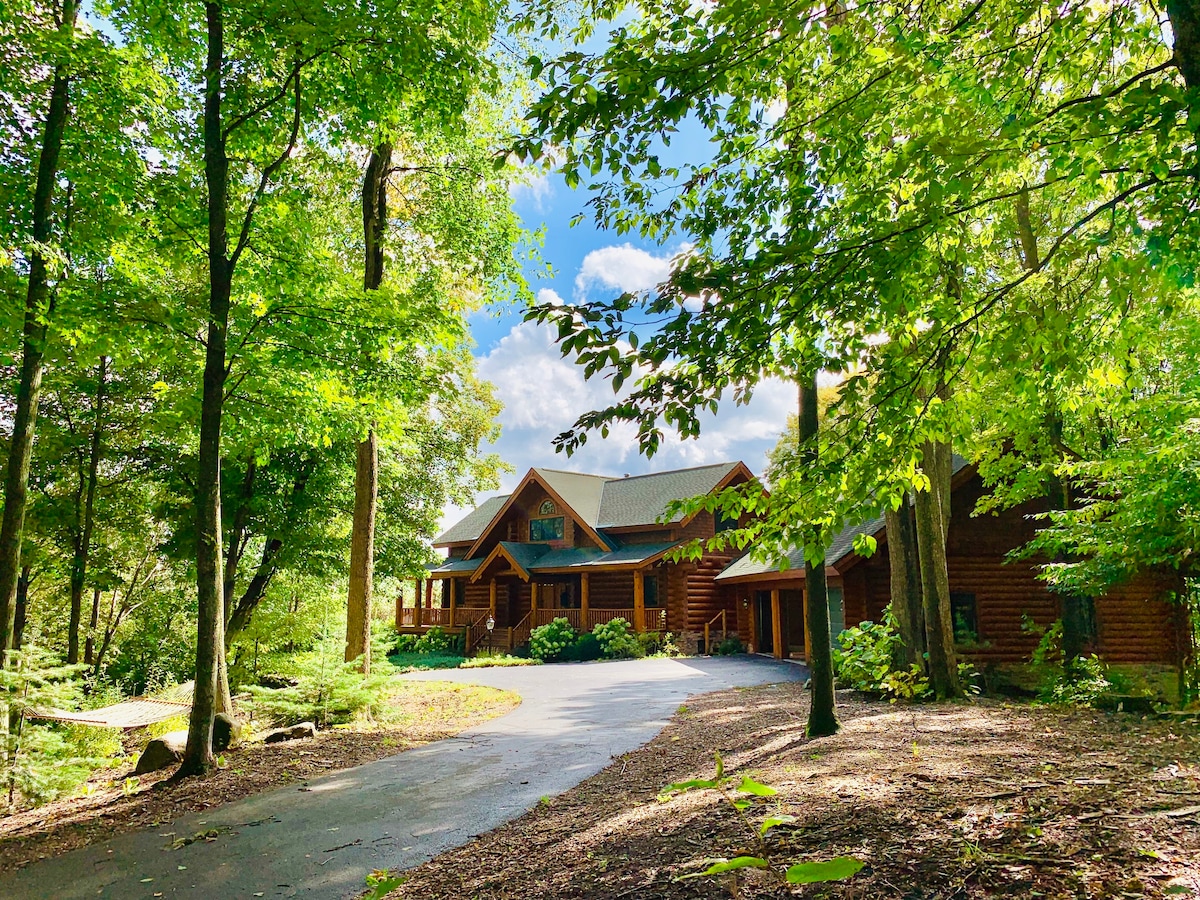 温暖天气住宿预订3 Bears Mountain Lodge
