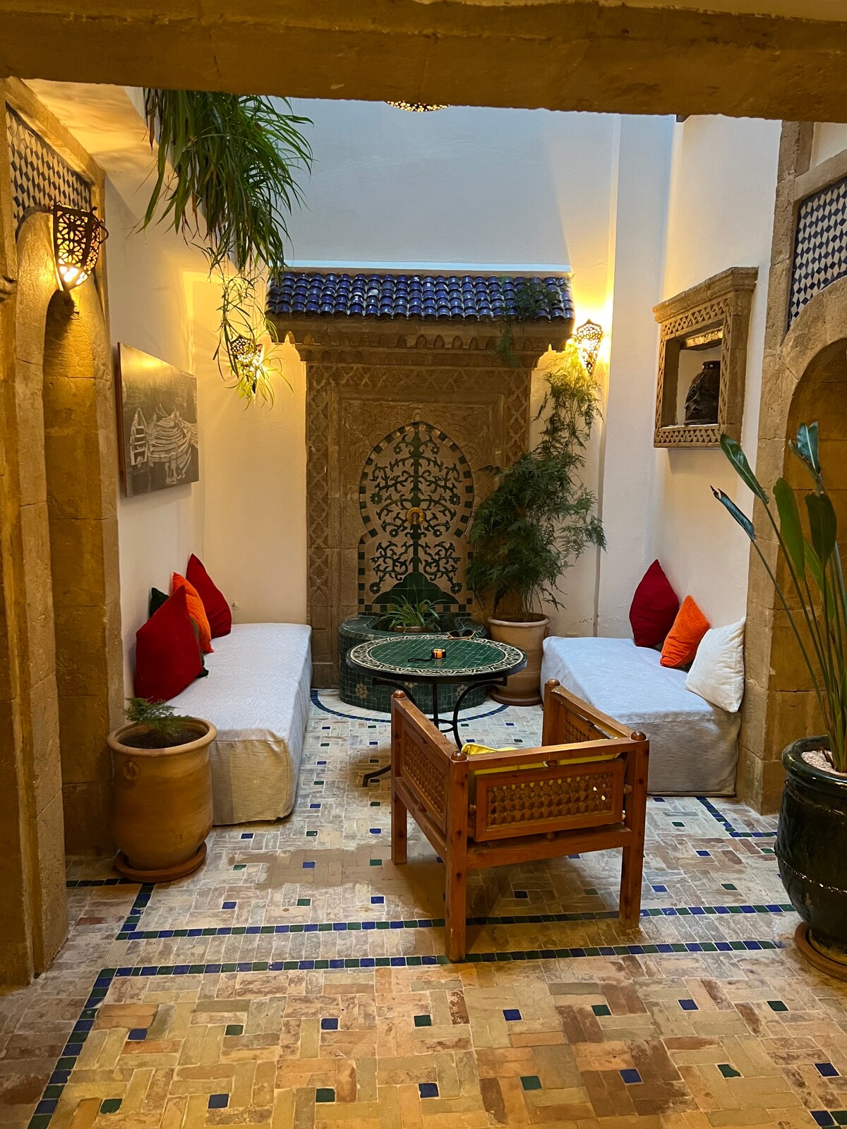 Darsal-Bwindi ，爱上了Essaouira ！