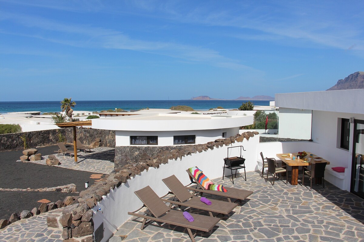 Villa Daida luxury beach villa Lanzarote