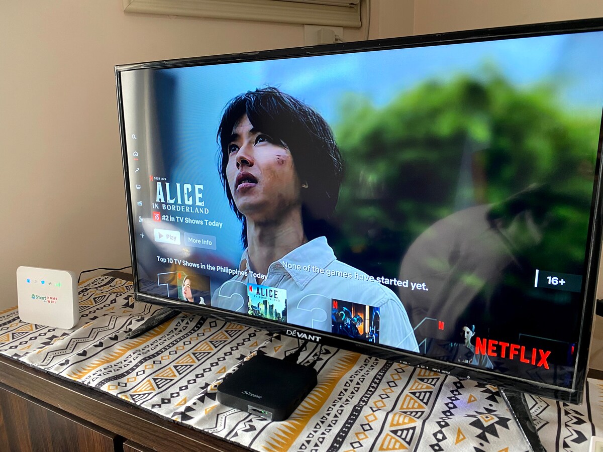 Persimmon Studios 7 + Netflix