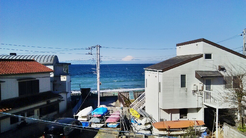 秋谷客栈（ Akiya Guest House ） -距离海滩30秒，可欣赏富士山（ Fuji Mt. ）的