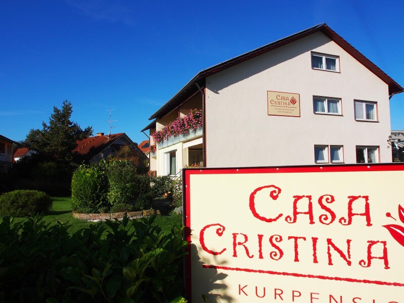 Casa Cristina ， （ Bad Krozingen ） ， 2.2号小套房， 1间客厅， 1间卧室，阳台