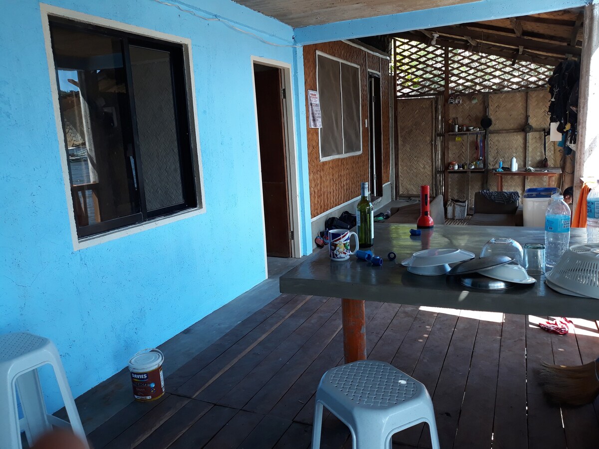 The Cheeki Diver 's Crib, Coron Palawan