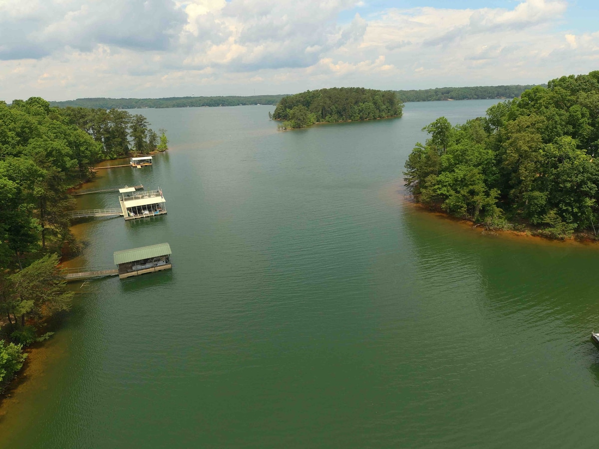 Lake Hartwell Connection