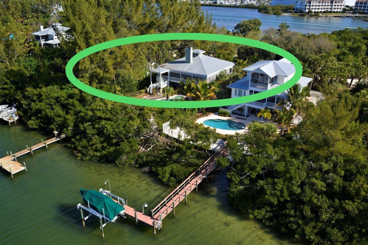 美丽的棕榈岛民宅！游泳池、皮艇、自行车！