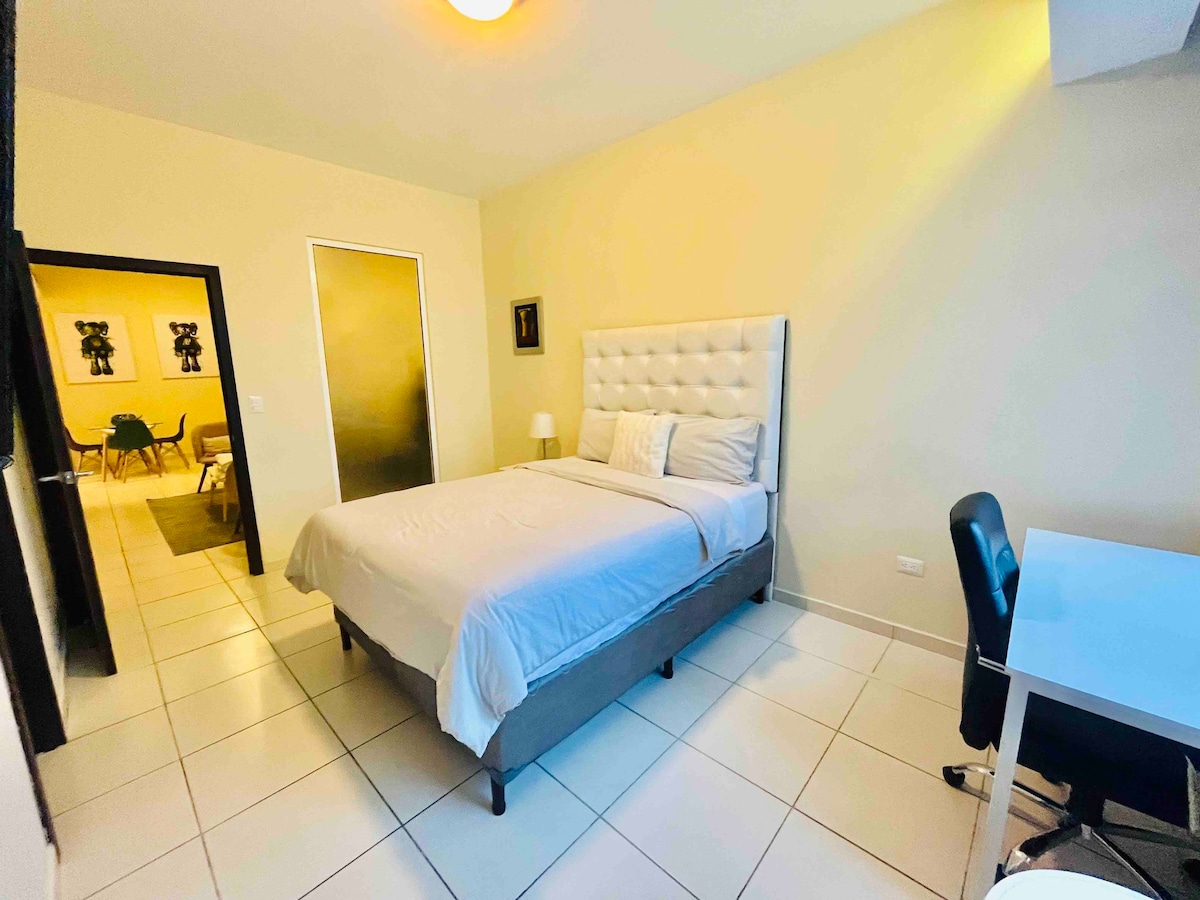 Business Stay 2-BR Apartment in Centro Morazán