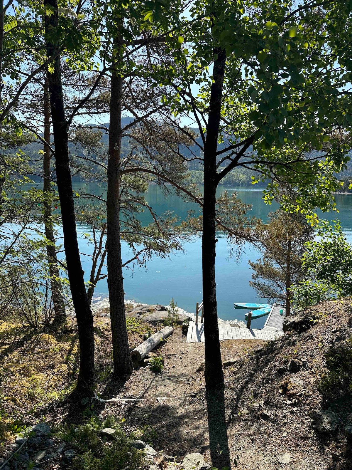 Seaside house with private dock & jacuzzi