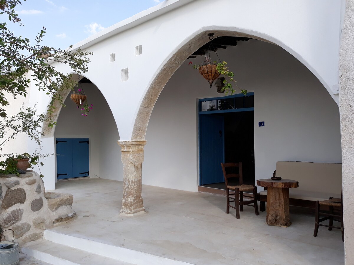 塞浦路斯土坯房的可持续生活