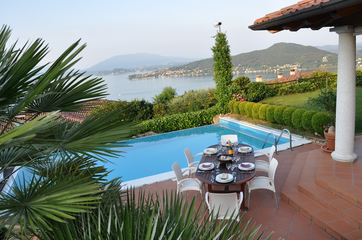 Lake Villa Belvedere with view and pool