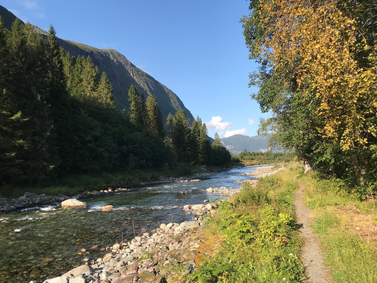 Stordal ， Risvoll住宿加早餐， "Fjord"房间