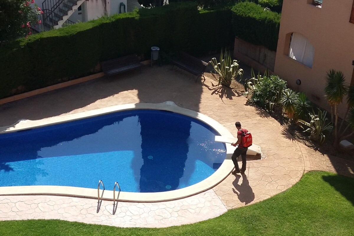 Precioso Apartamento con Piscina en Roda de Barà