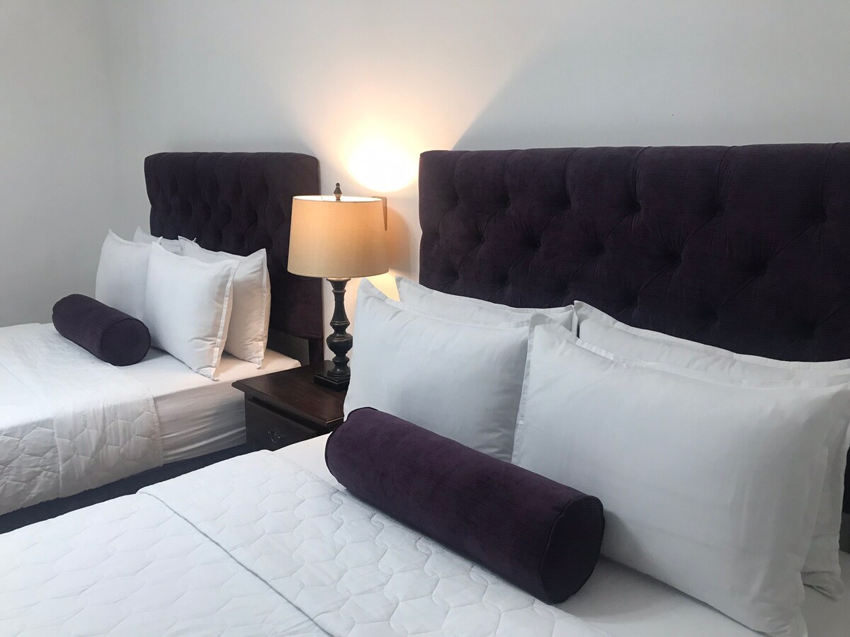 萨卡帕（ Zacapa ）的豪华客房，配备2张床