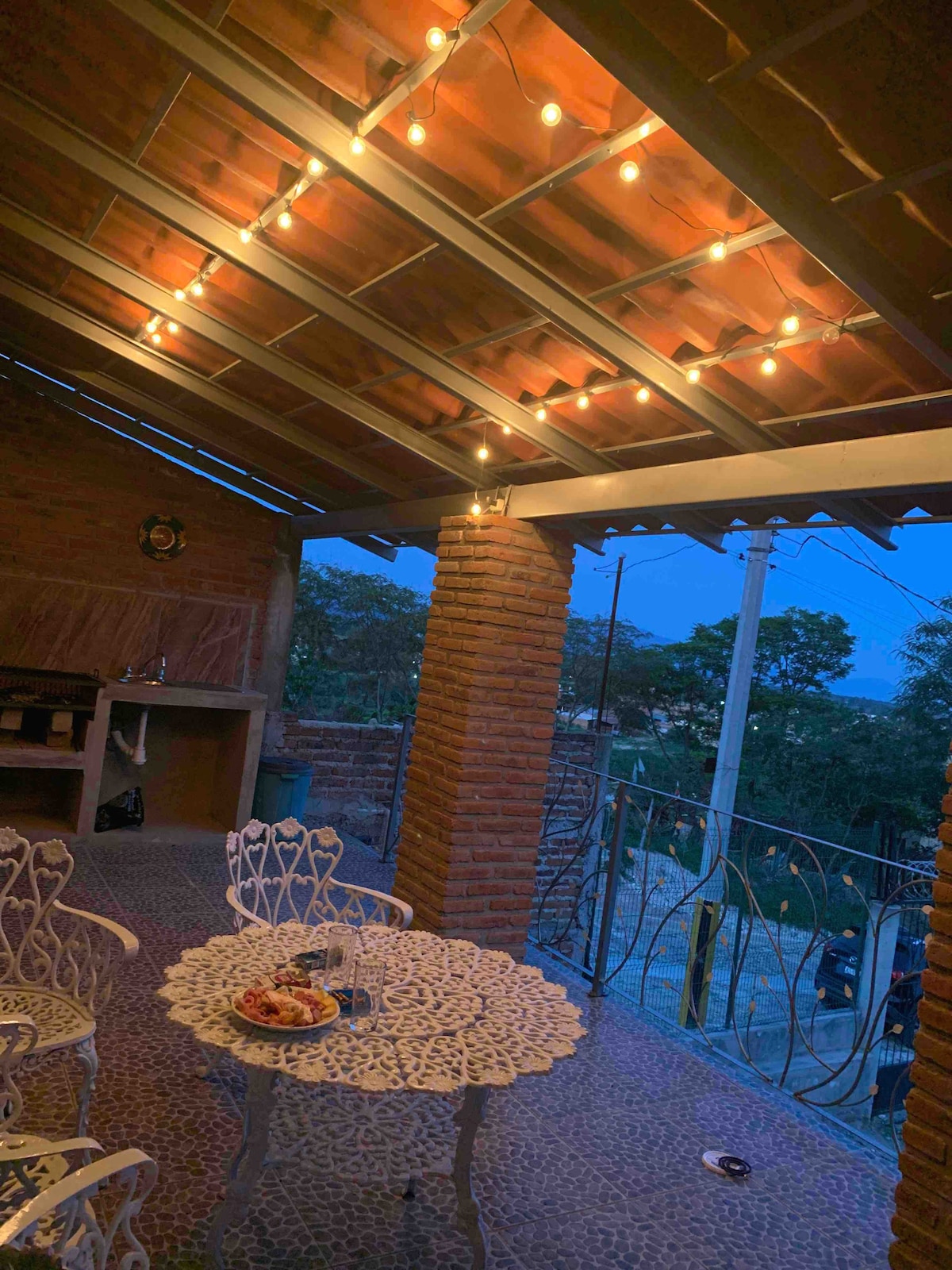 Casa en Chápala-ajijic. Terraza con  vista al lago