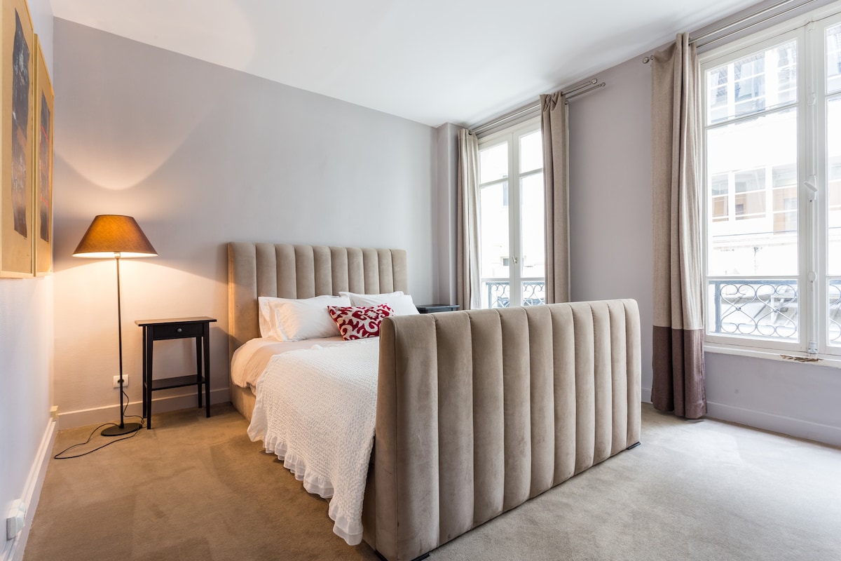 圣奥诺雷（ Saint-Honoré ）豪华设计师公寓，配备礼宾服务