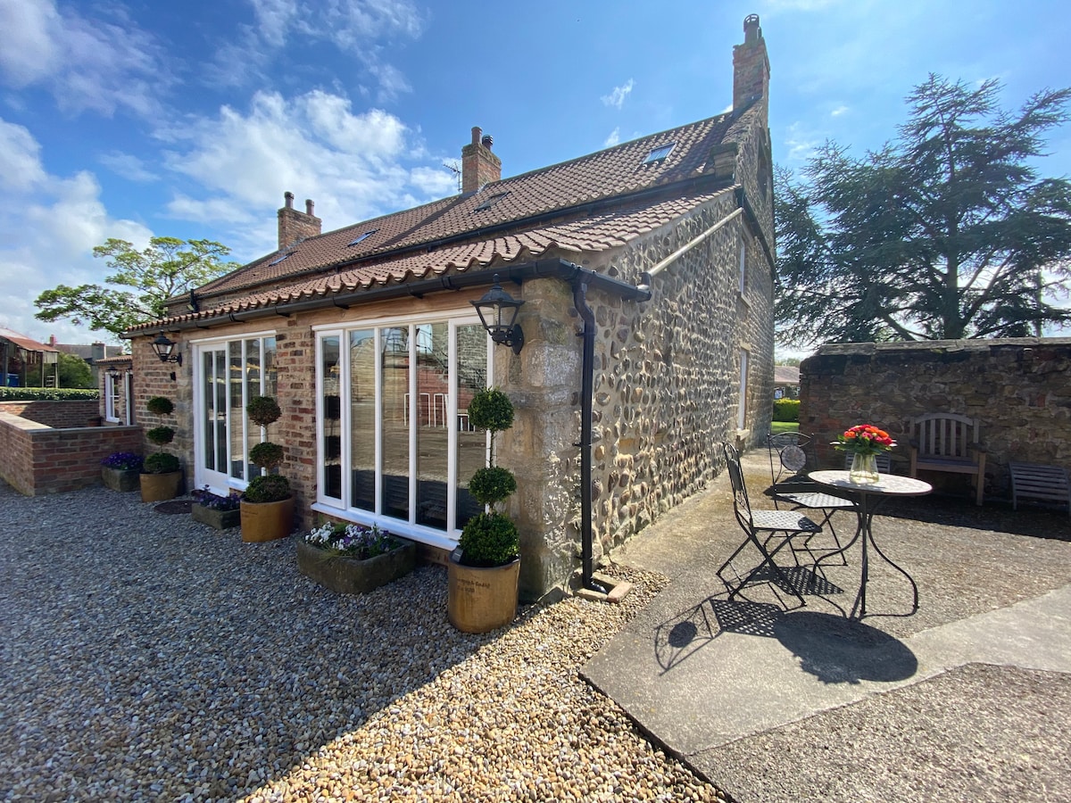 Grange Farm Lodge, Melmerby, North Yorkshire.