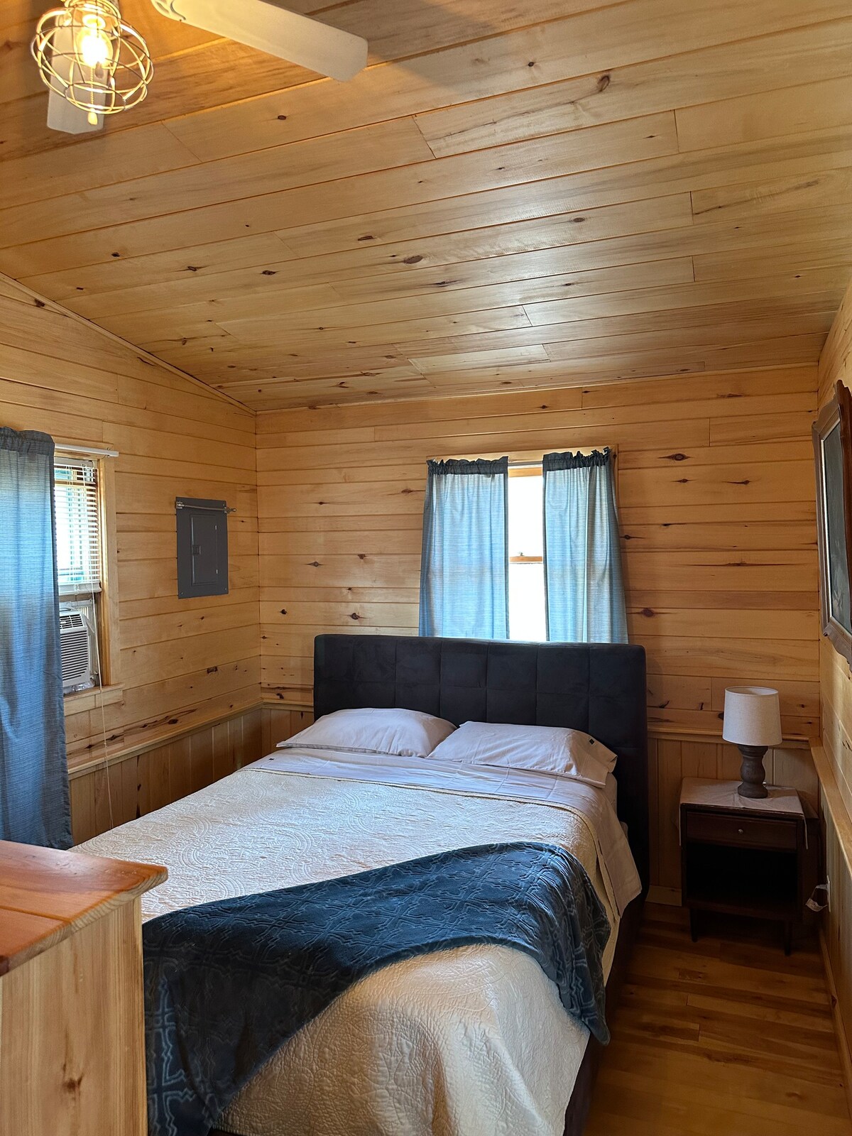 Little Cedar Cabin at Aitkin Lake Resort