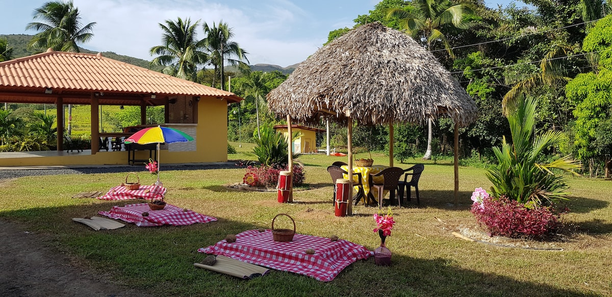 Hacienda Guadalupe巴拿马8人房