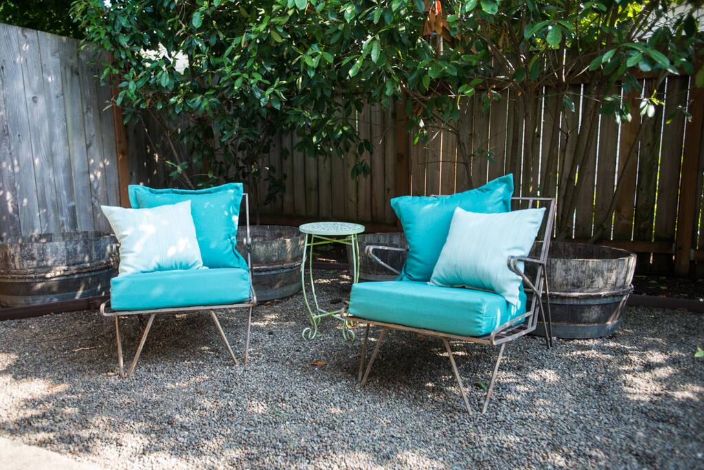 front yard sitting area