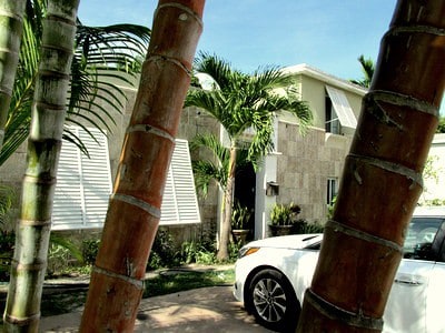 迈阿密舒适独立单间公寓-珊瑚山墙