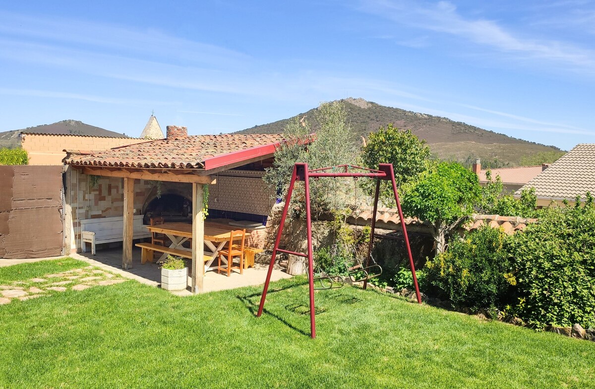 Casa Rural Tozoloslobos