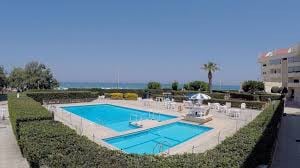 A Casa di Rosa, front beach, pool, parking